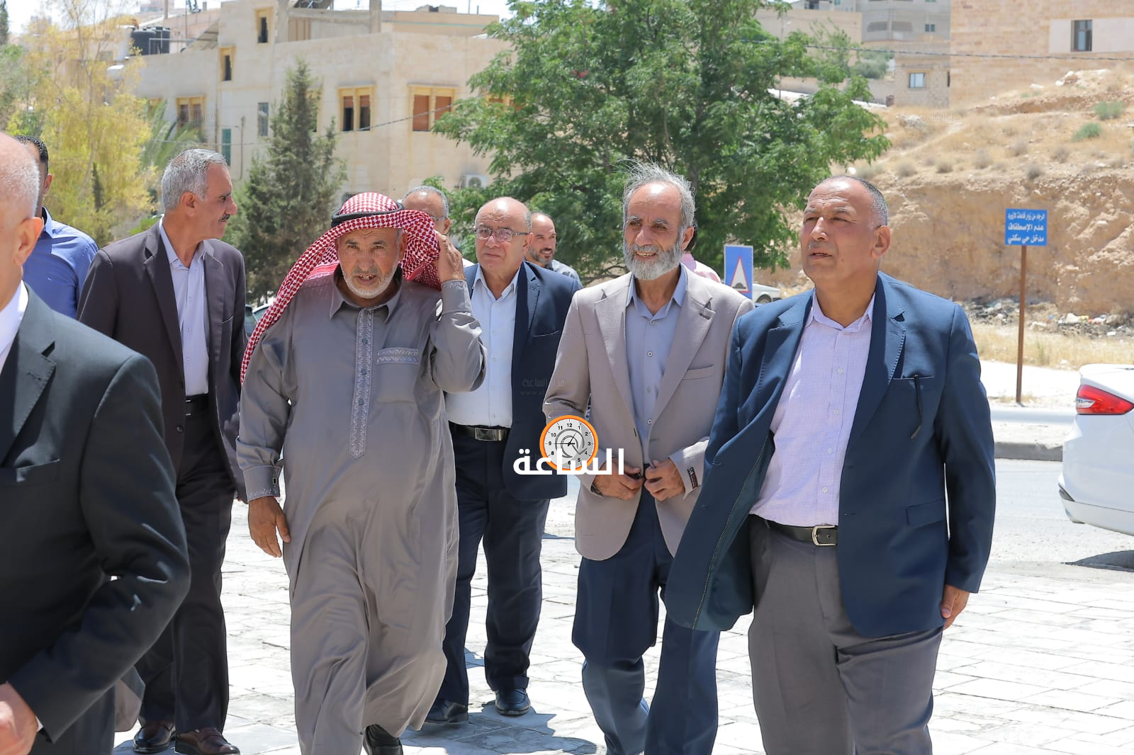 Madar Al-Saa Images 0.001829158514385698