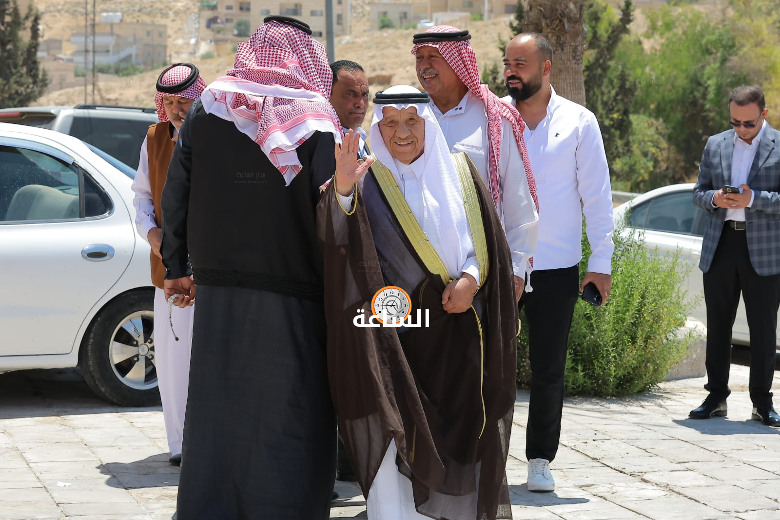 Madar Al-Saa Images 0.027083952249190246