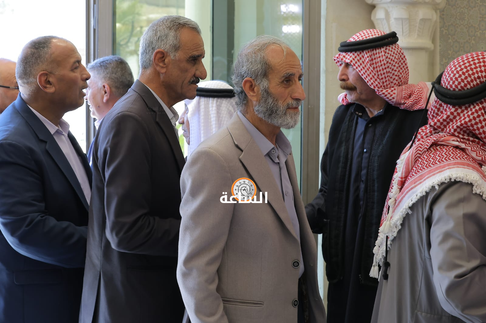 Madar Al-Saa Images 0.931296142648877