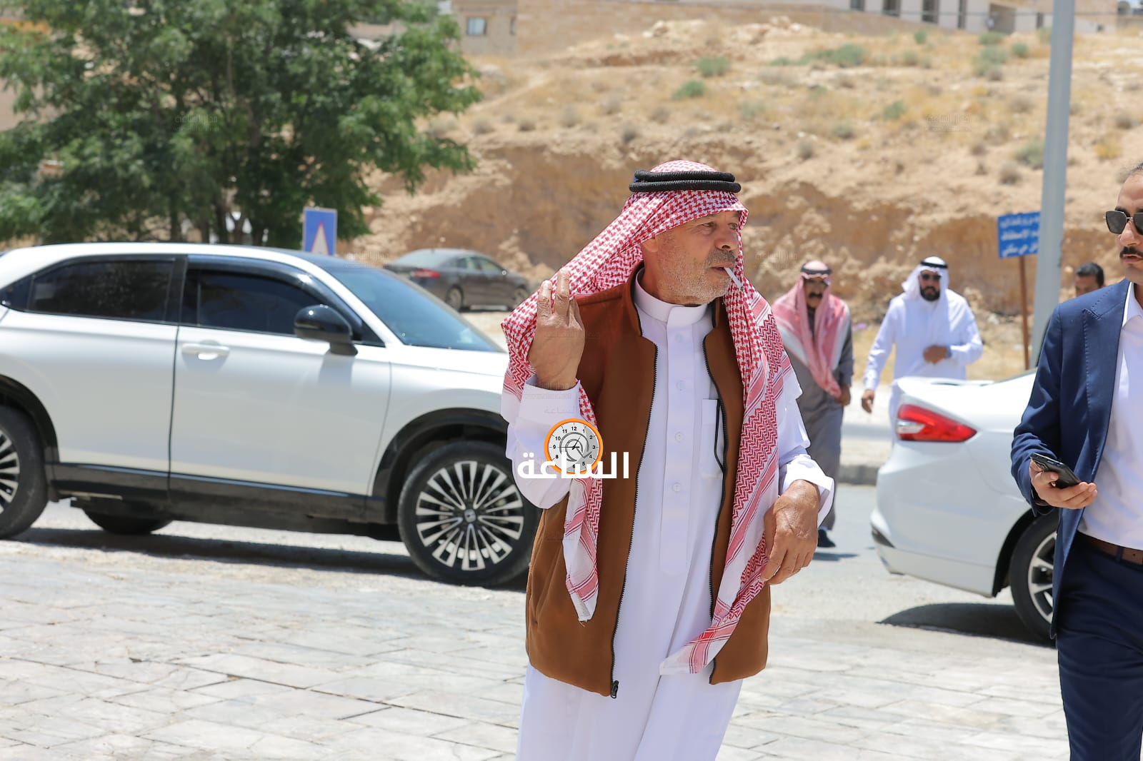 Madar Al-Saa Images 0.3744214286218013