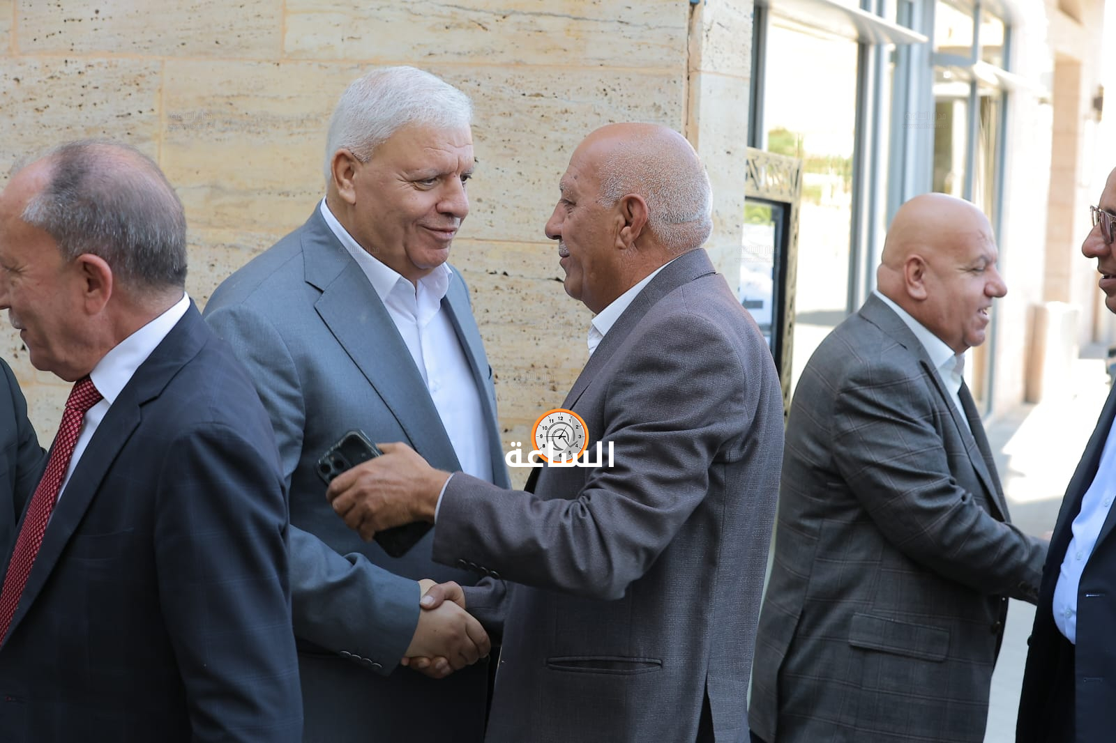 Madar Al-Saa Images 0.05082327945228182