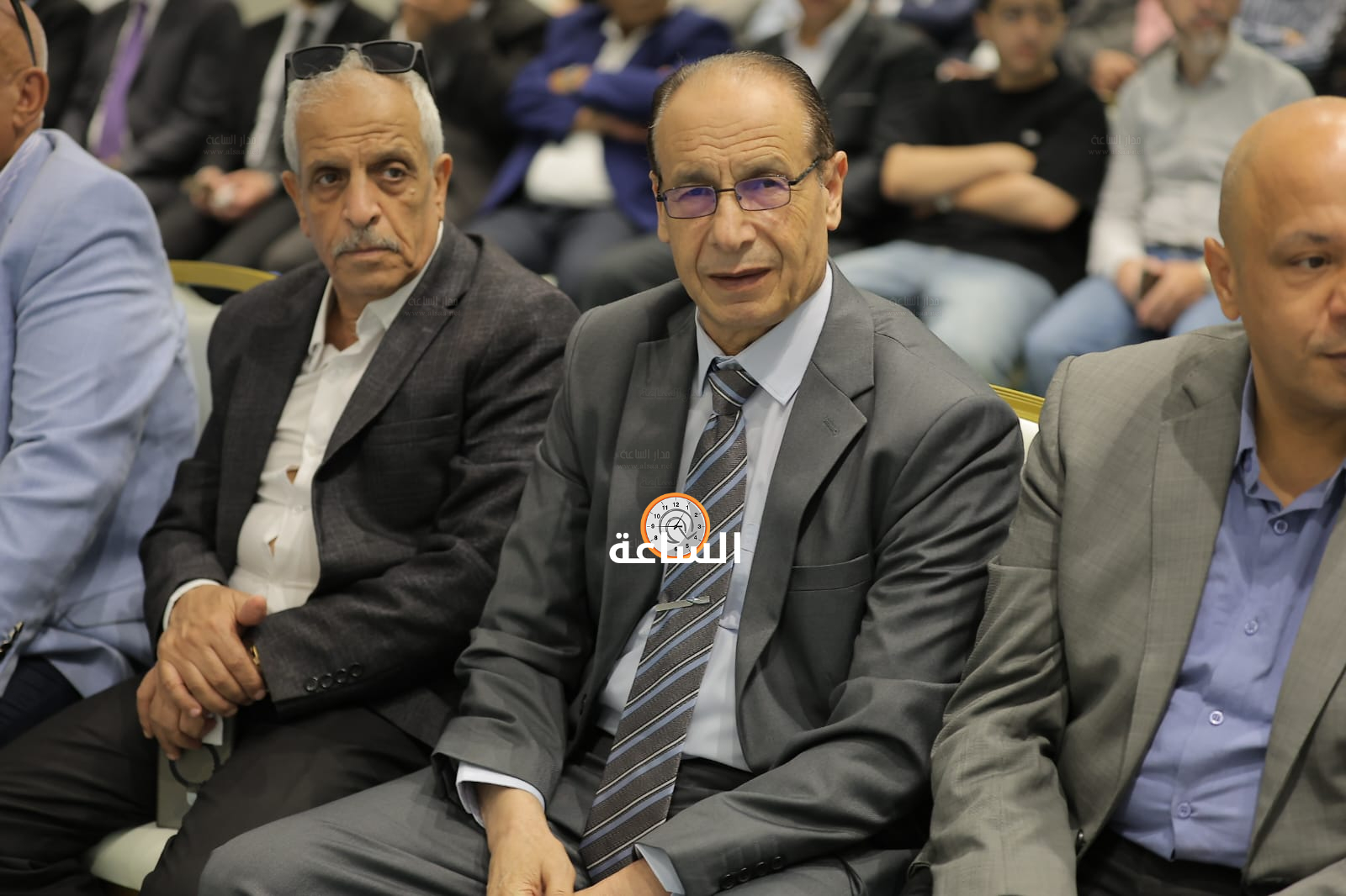 Madar Al-Saa Images 0.972198576063538
