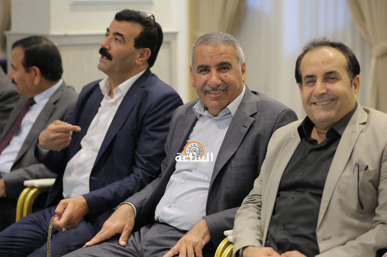 Madar Al-Saa Images 0.18904686511896074