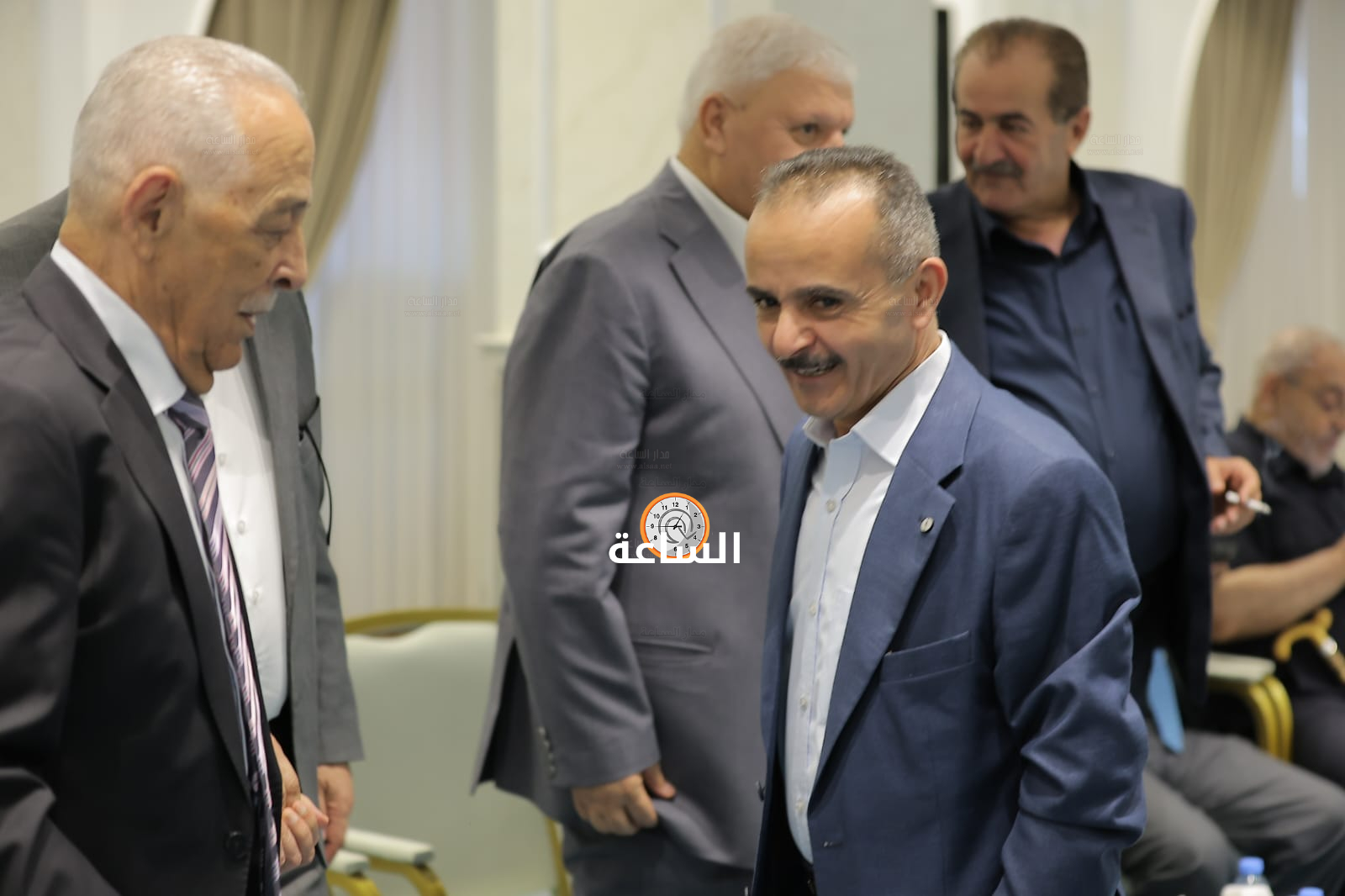 Madar Al-Saa Images 0.25476556432017183