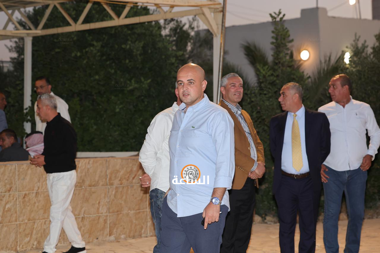 Madar Al-Saa Images 0.8368576085271897