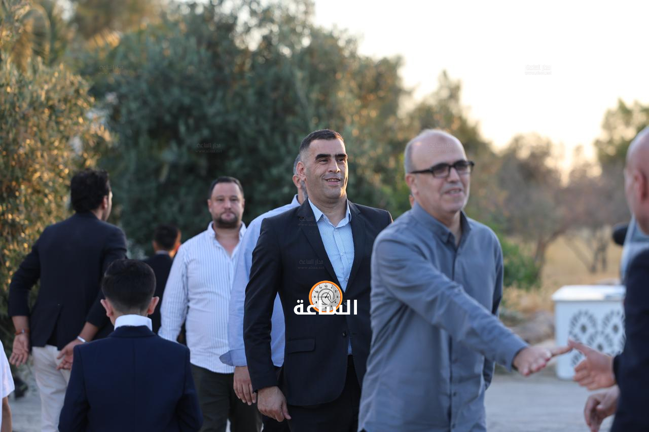 Madar Al-Saa Images 0.20397840593857686