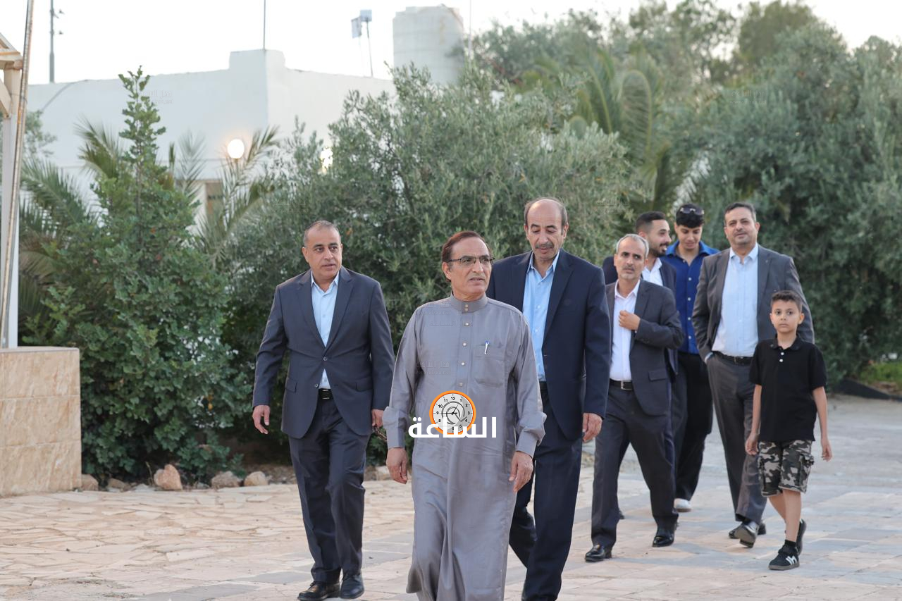 Madar Al-Saa Images 0.7325892565530177