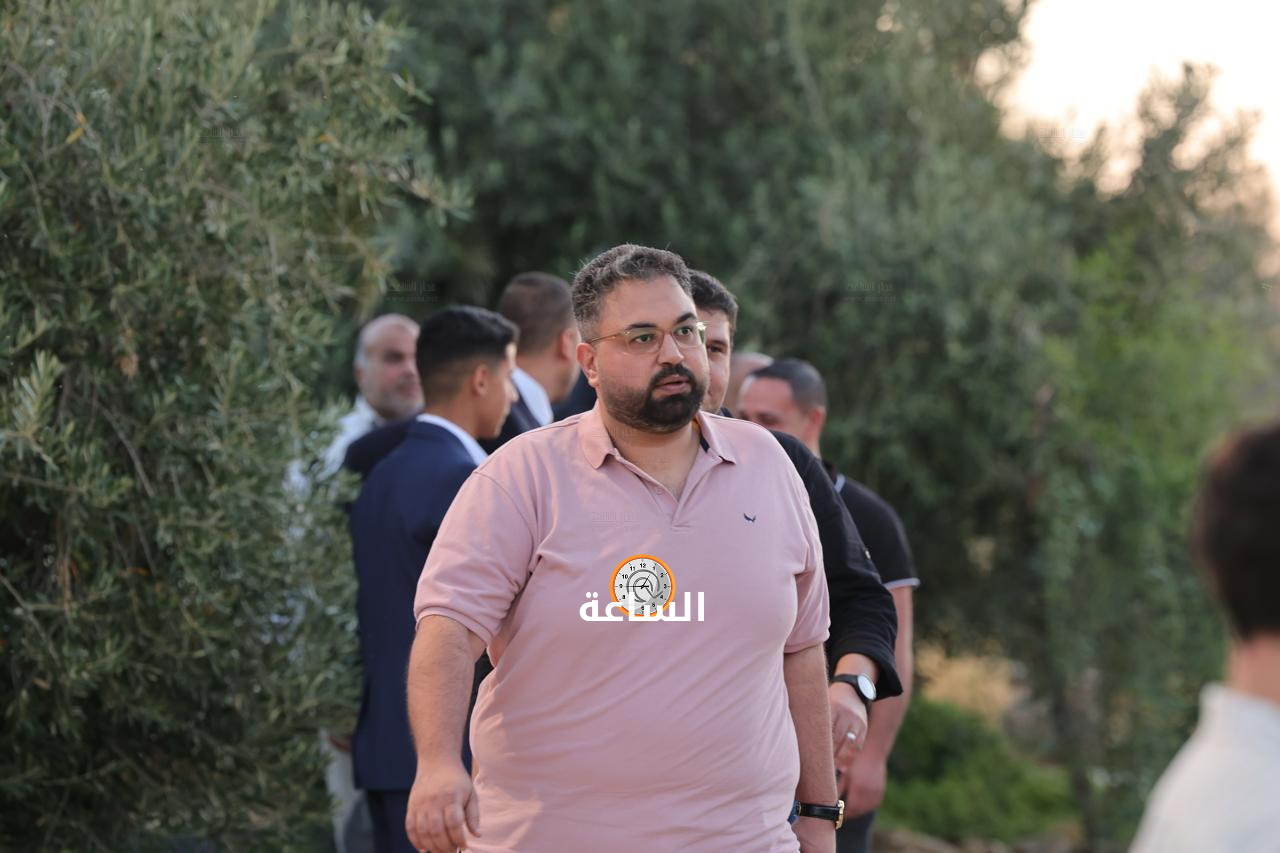 Madar Al-Saa Images 0.04423917699339752