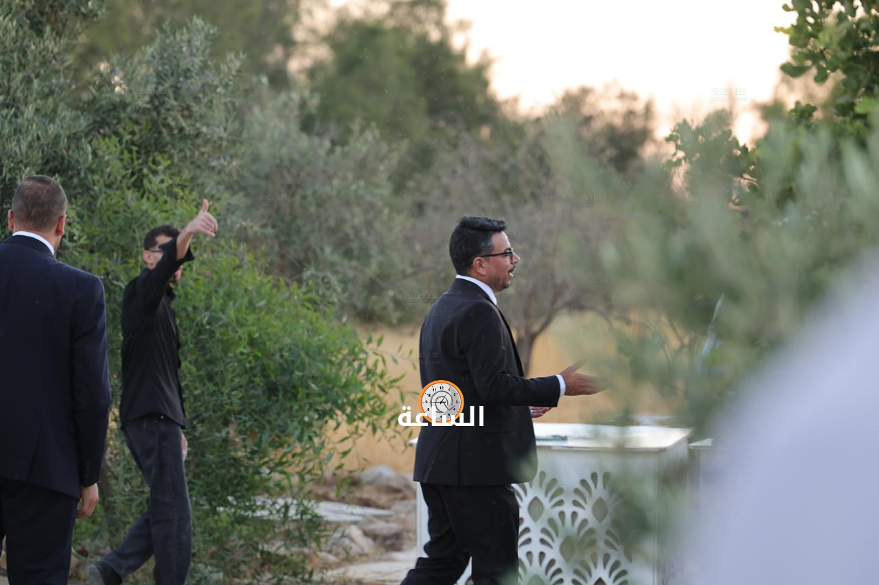 Madar Al-Saa Images 0.7468576675530416