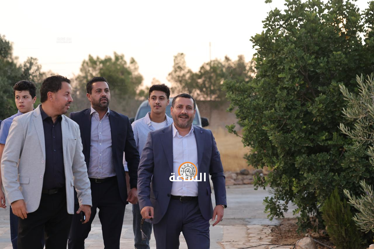 Madar Al-Saa Images 0.24235355020905036