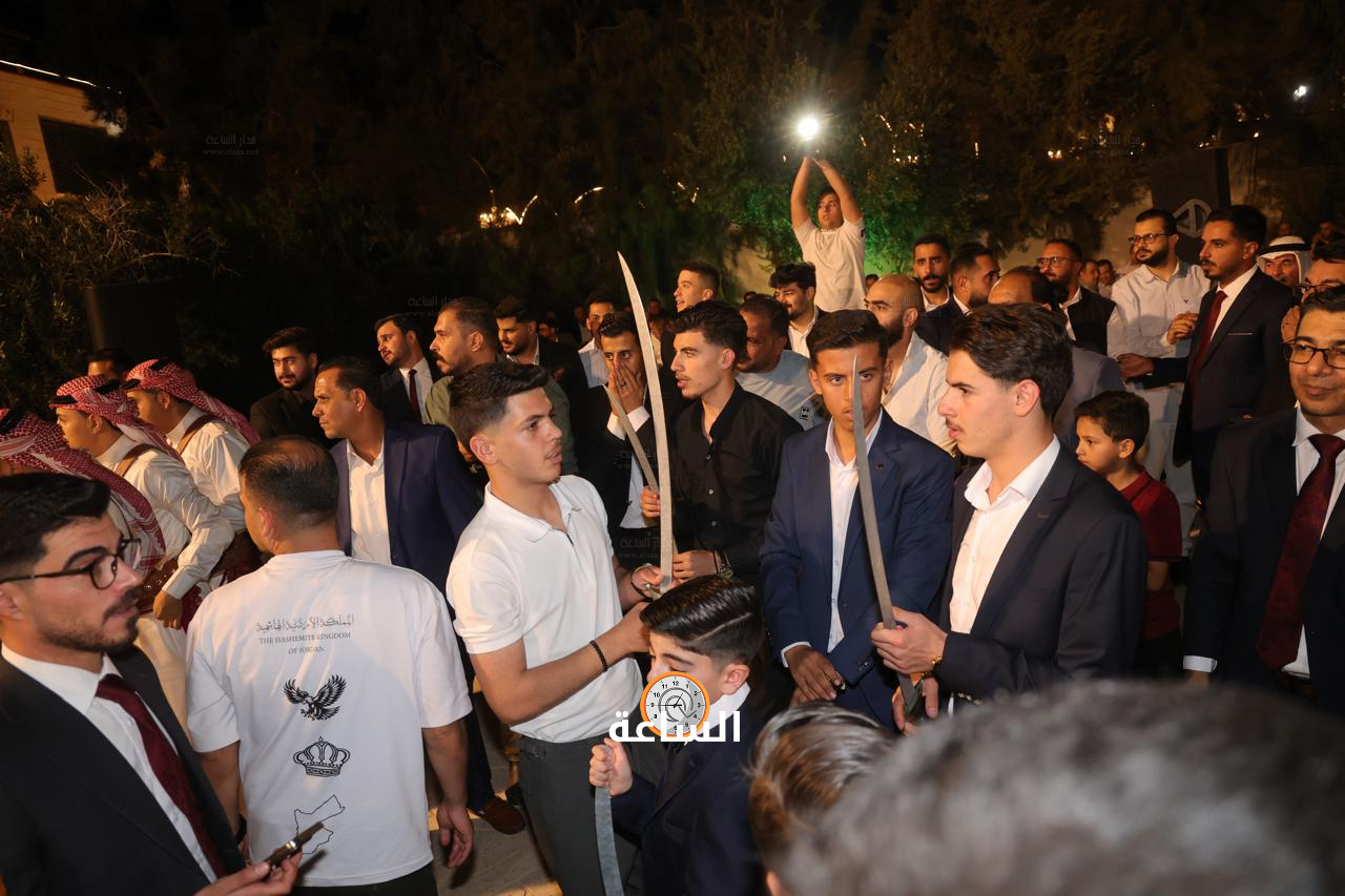 Madar Al-Saa Images 0.5996072113398891