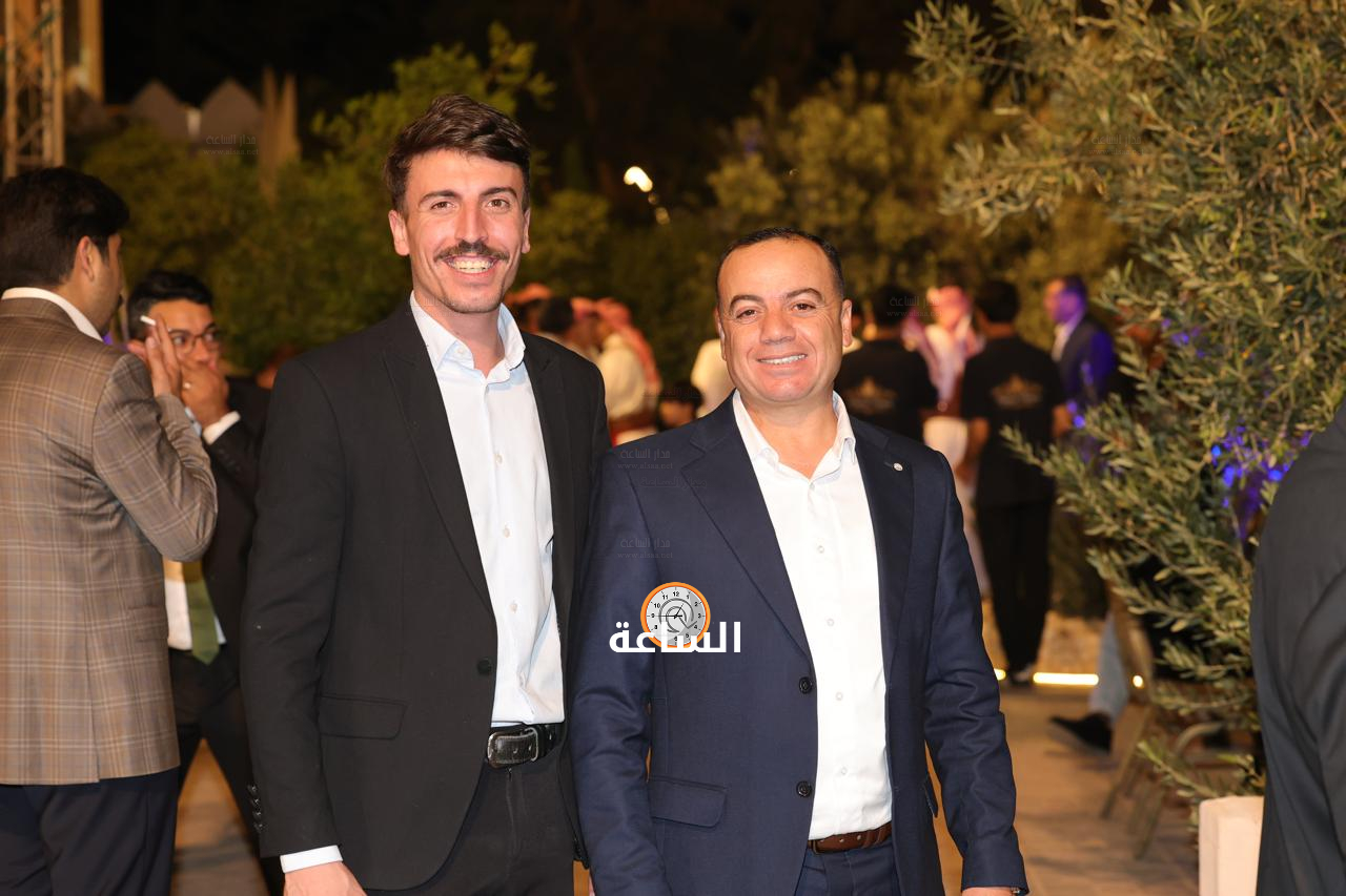 Madar Al-Saa Images 0.24410410708088903