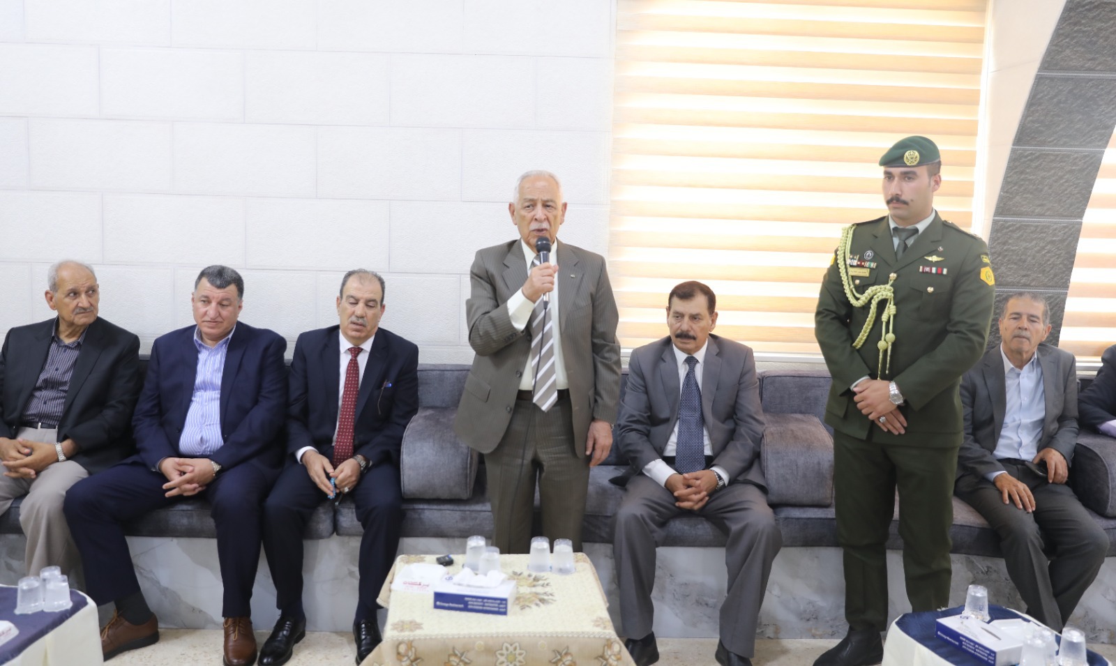 Madar Al-Saa Images 0.7643493524904805