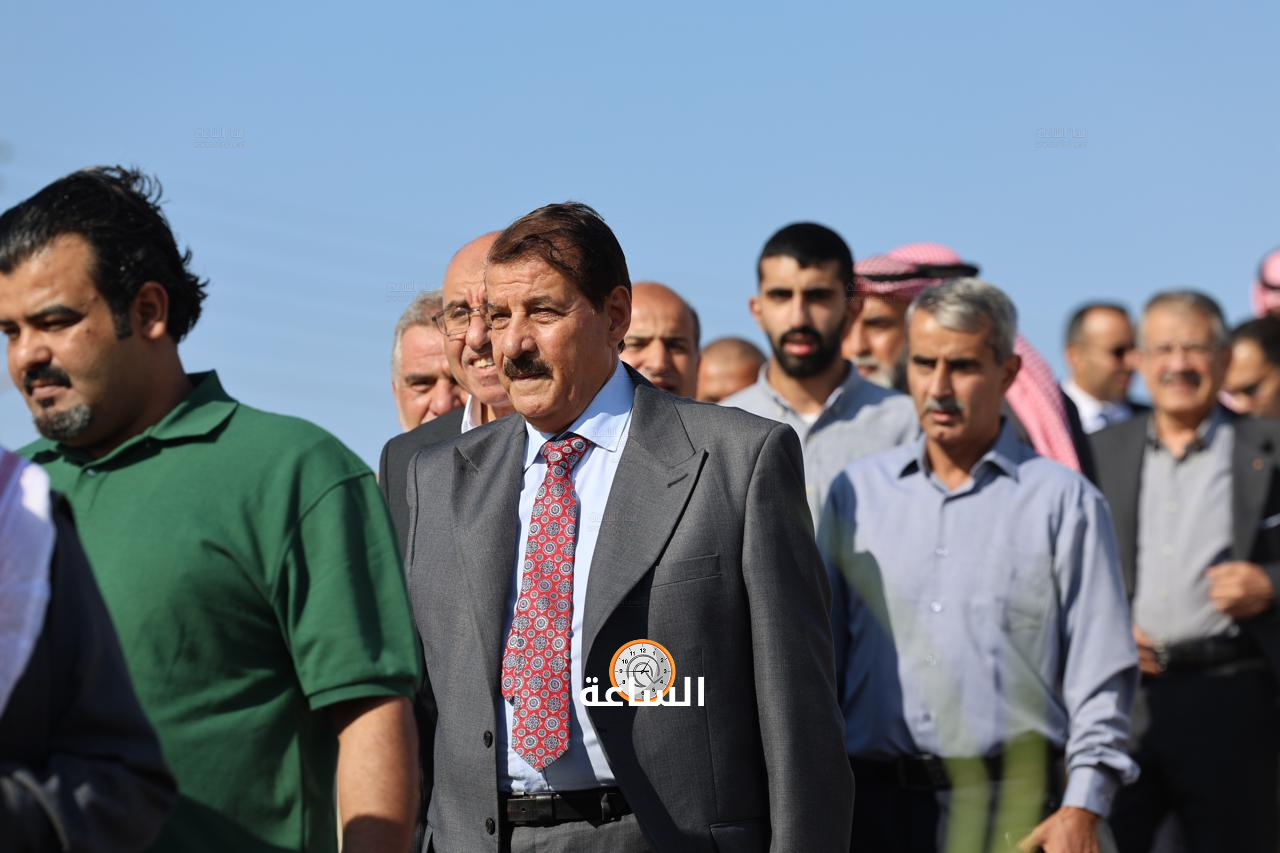 Madar Al-Saa Images 0.46159422132114425