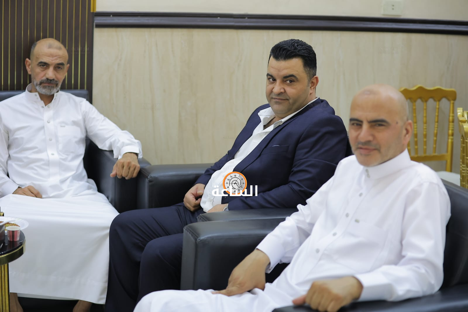 Madar Al-Saa Images 0.424444545417767