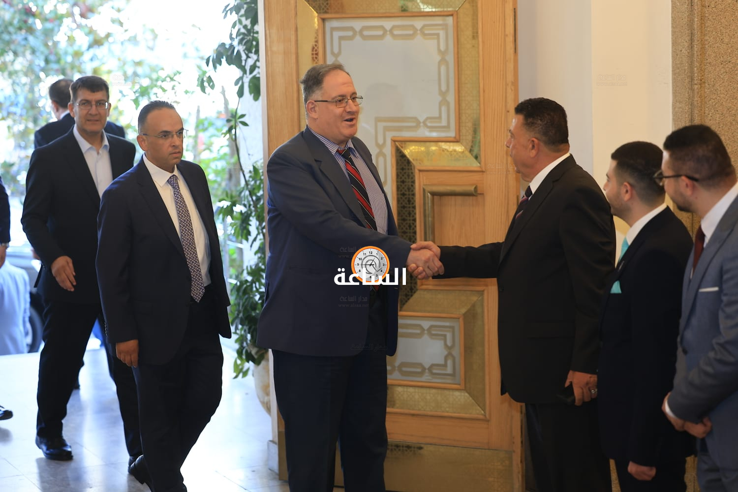 Madar Al-Saa Images 0.12370398527121296