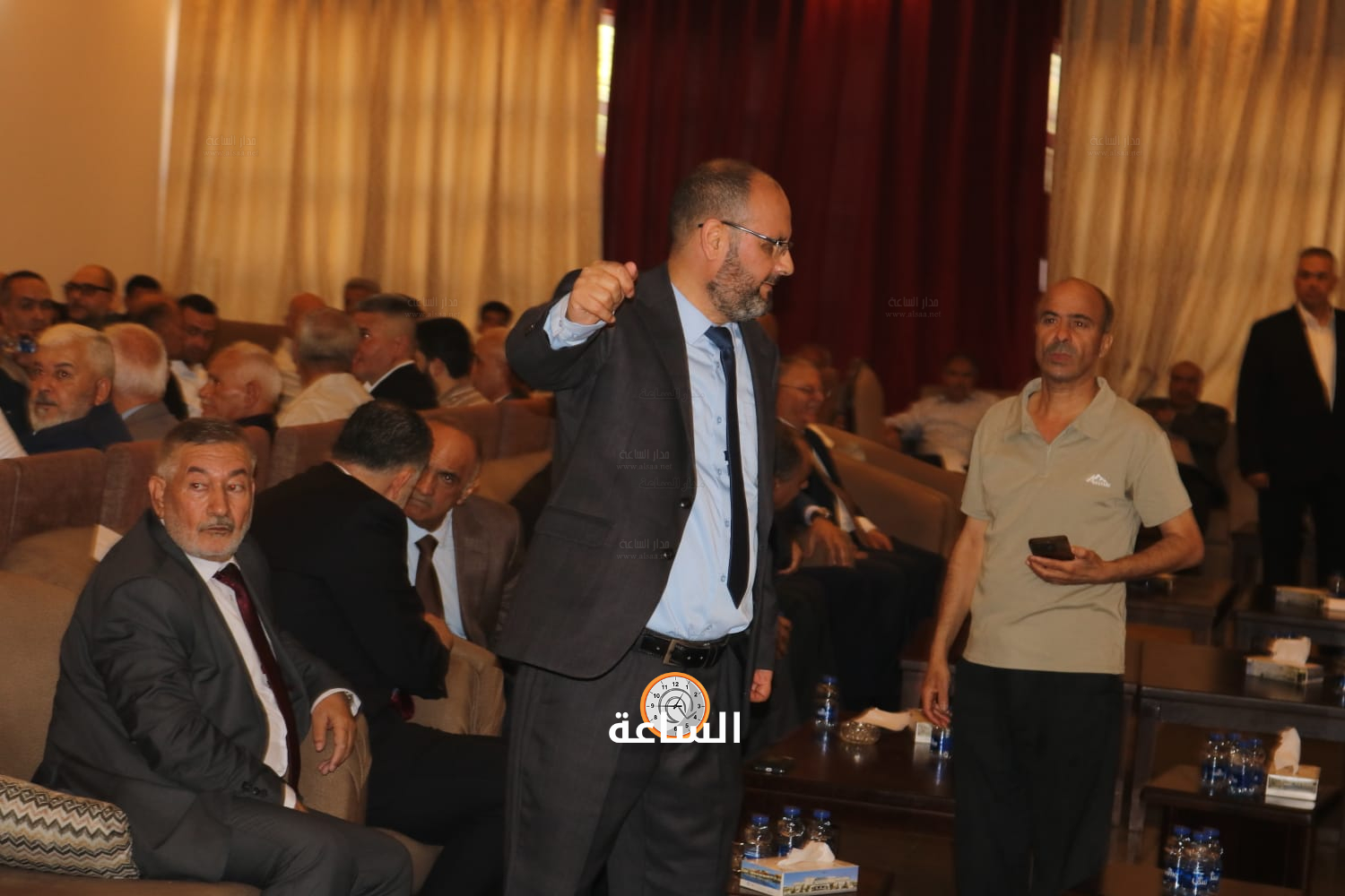 Madar Al-Saa Images 0.3682438398183262