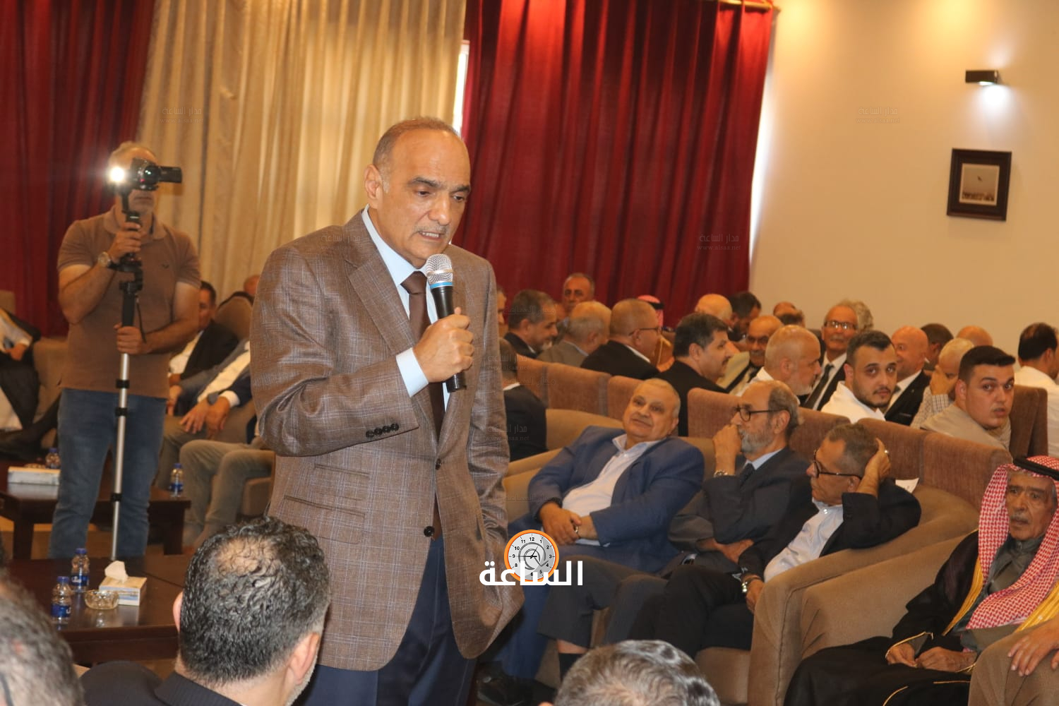 Madar Al-Saa Images 0.0740766641037015