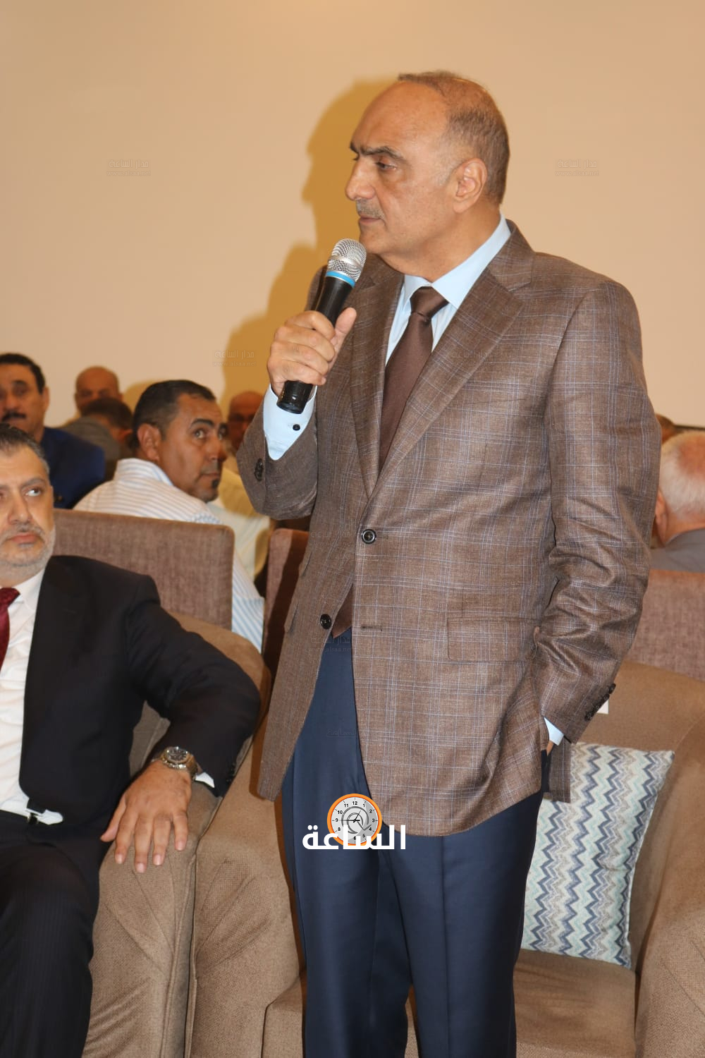 Madar Al-Saa Images 0.41789163860271905