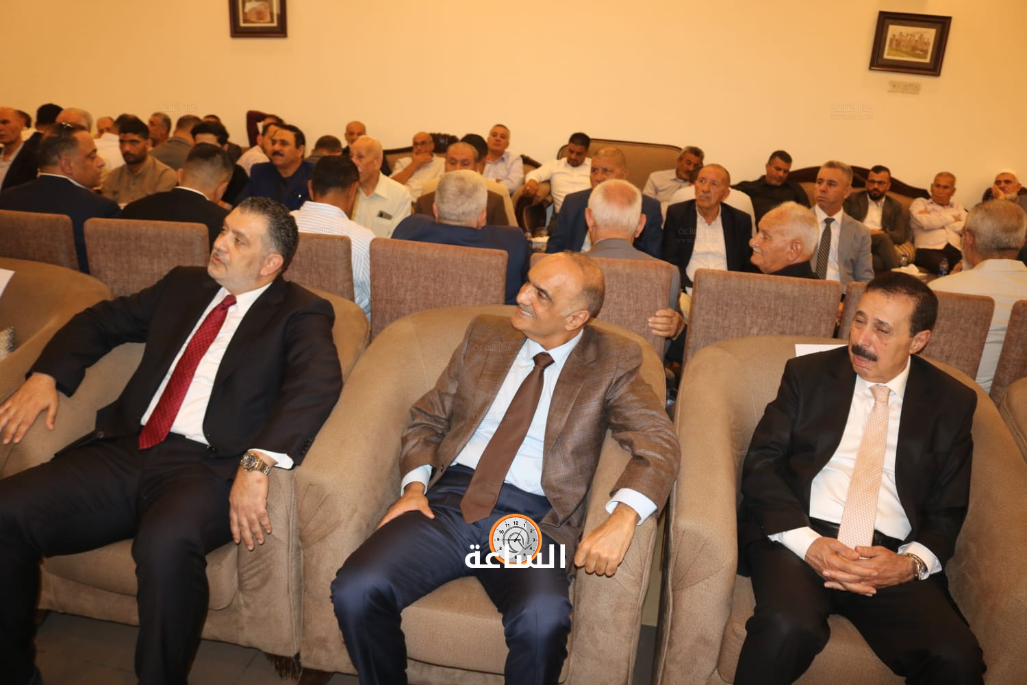 Madar Al-Saa Images 0.36437693810491767