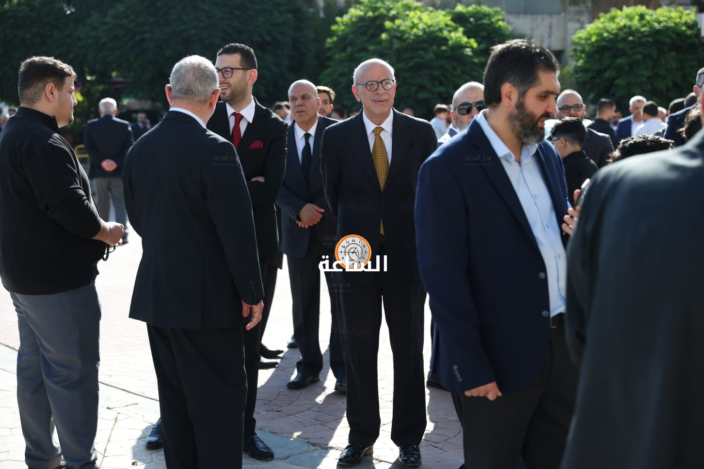 Madar Al-Saa Images 0.8561598858847429