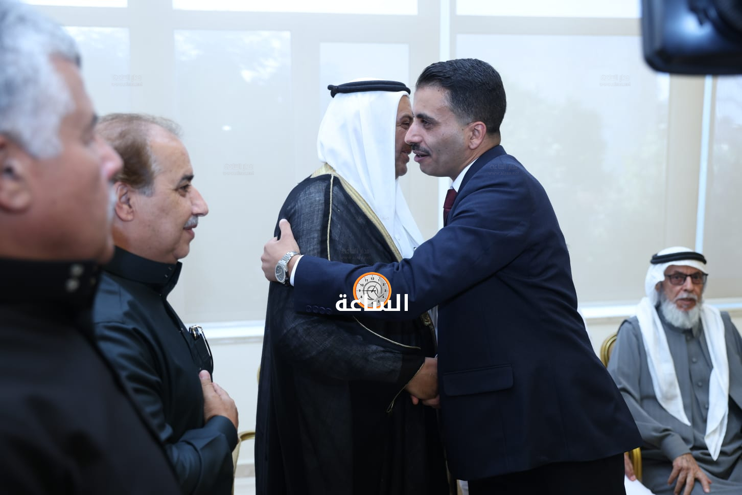 Madar Al-Saa Images 0.7849299291335188