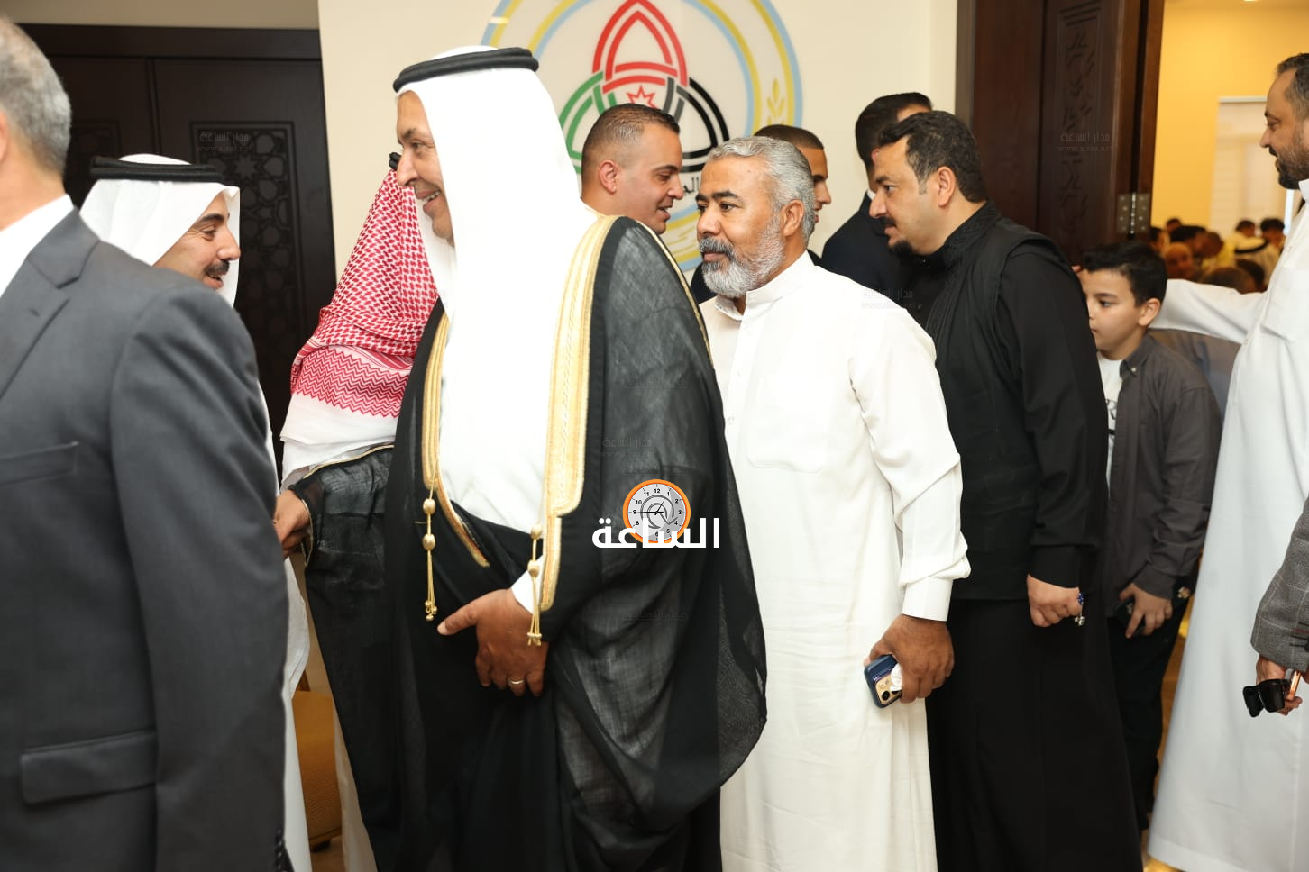 Madar Al-Saa Images 0.4100717936874093