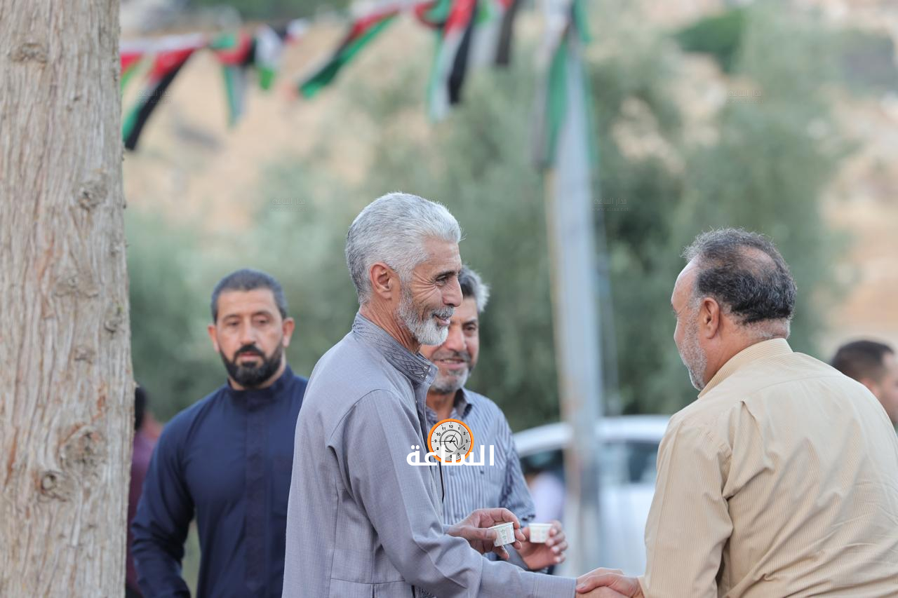 Madar Al-Saa Images 0.10460531954600893