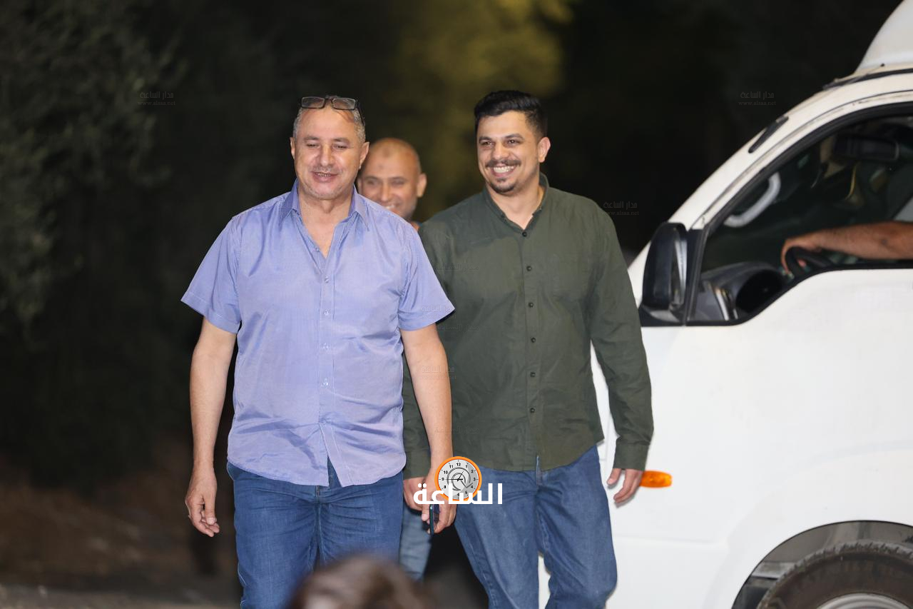 Madar Al-Saa Images 0.43954209743872585
