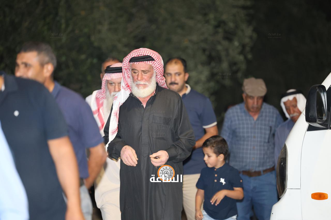 Madar Al-Saa Images 0.6334782624279087