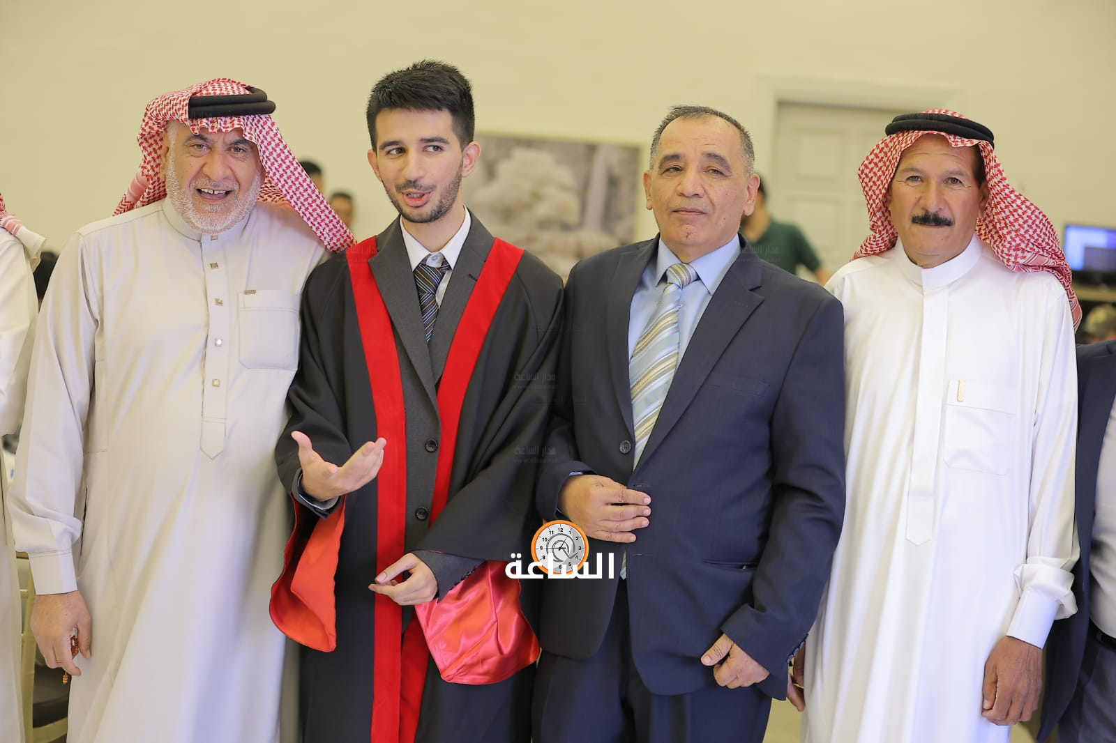 Madar Al-Saa Images 0.7767572392115778