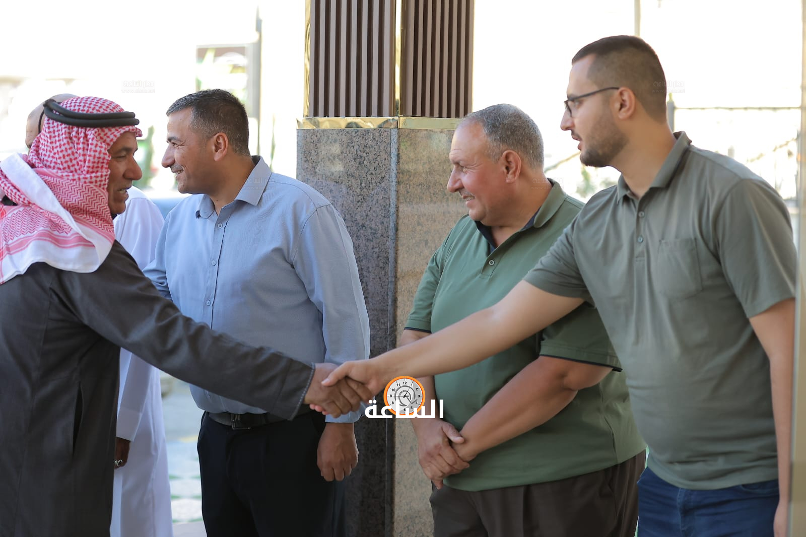 Madar Al-Saa Images 0.9871990696652541