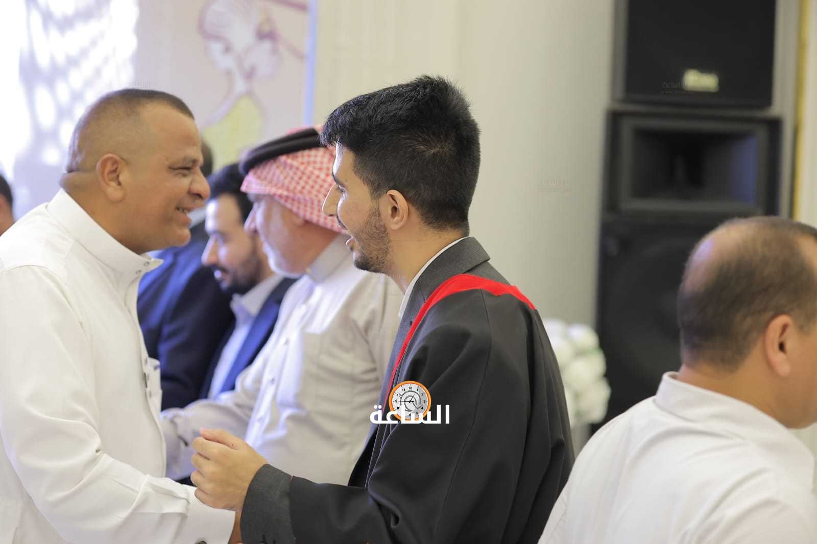 Madar Al-Saa Images 0.755287227564568