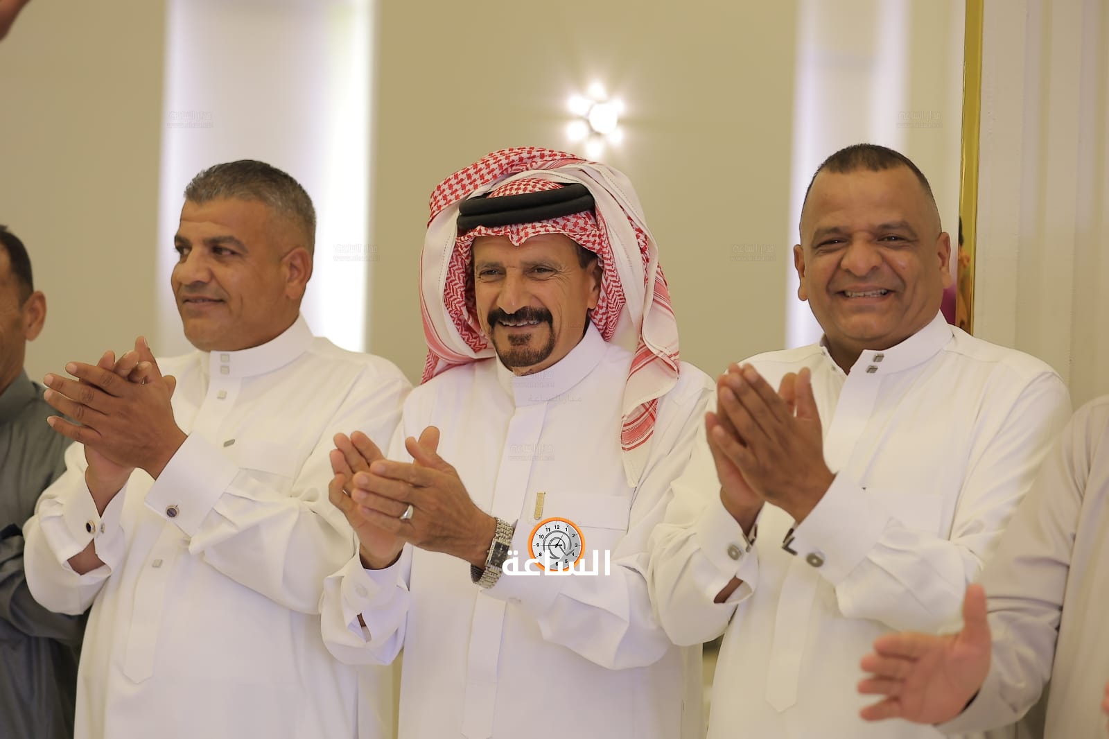 Madar Al-Saa Images 0.46895856541494807