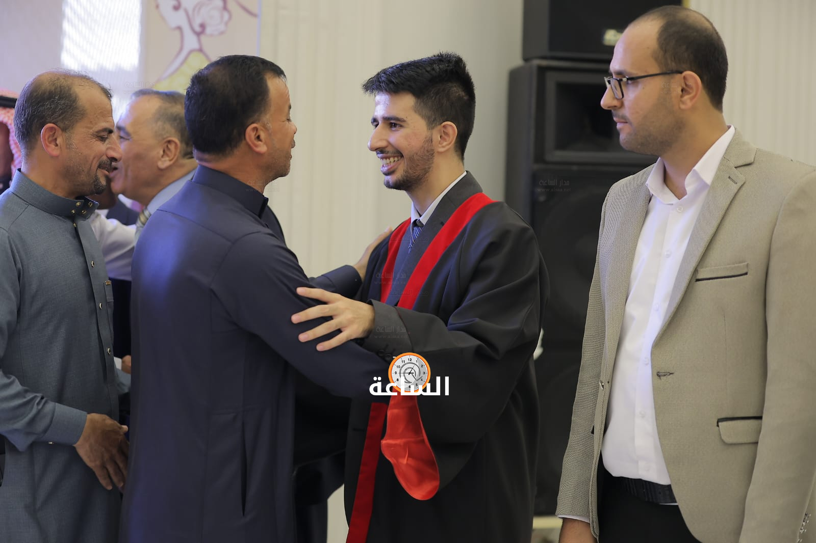 Madar Al-Saa Images 0.6786419564719269