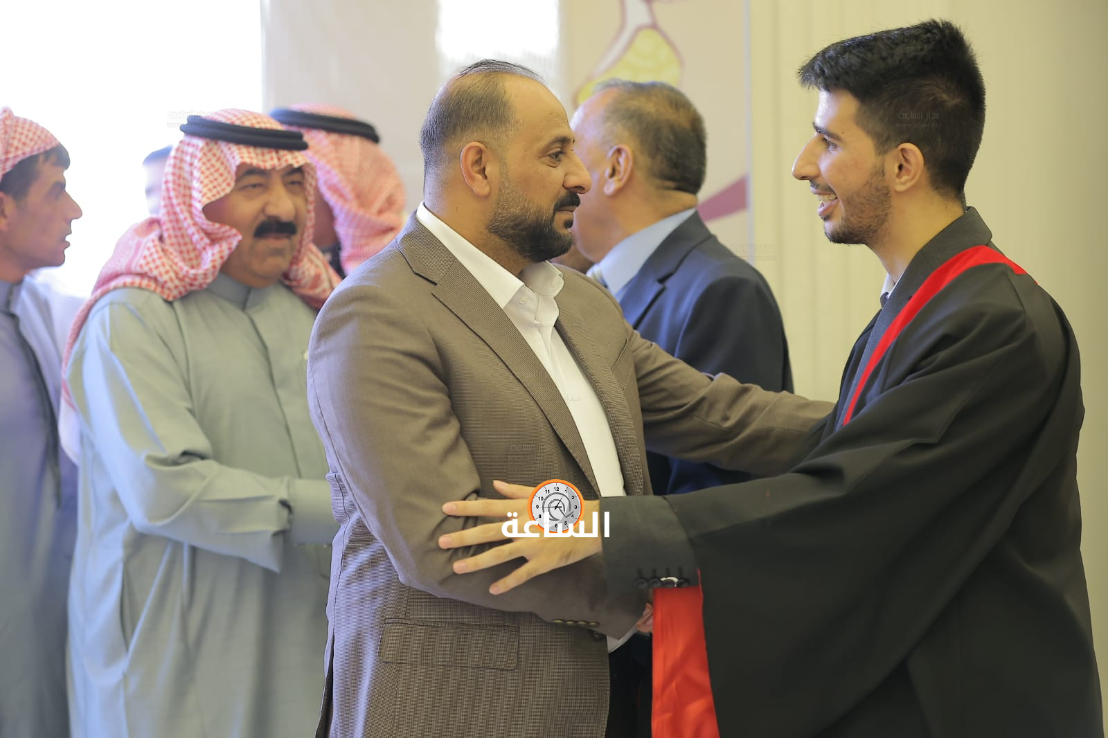 Madar Al-Saa Images 0.004629079906013467