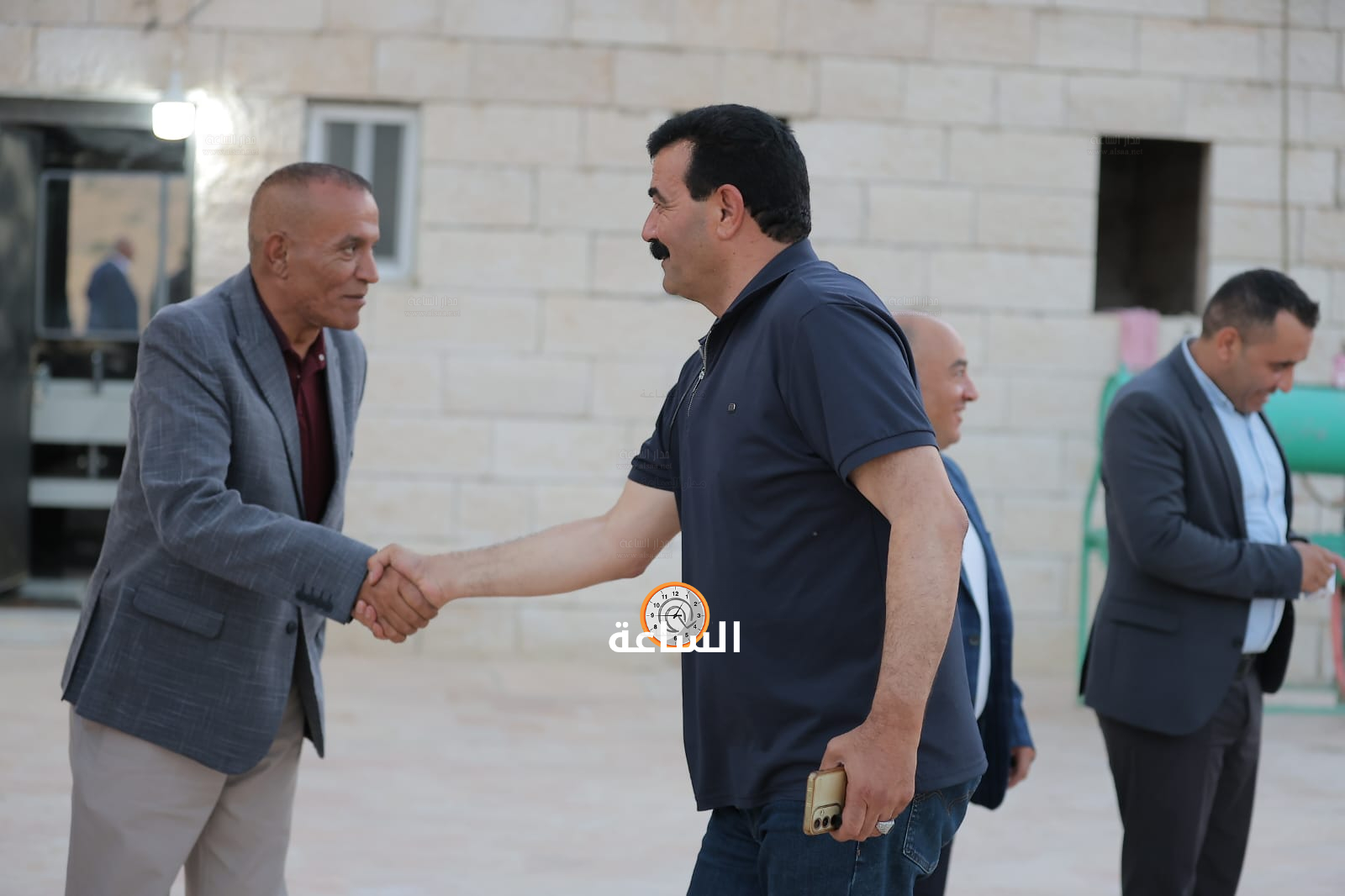 Madar Al-Saa Images 0.6597125344438652