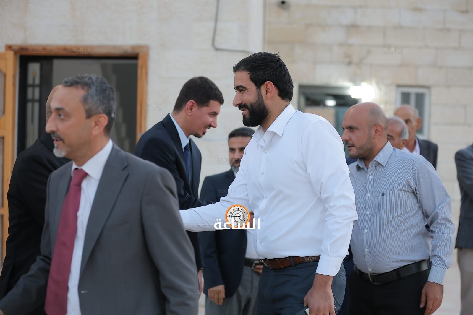 Madar Al-Saa Images 0.8163200084587273