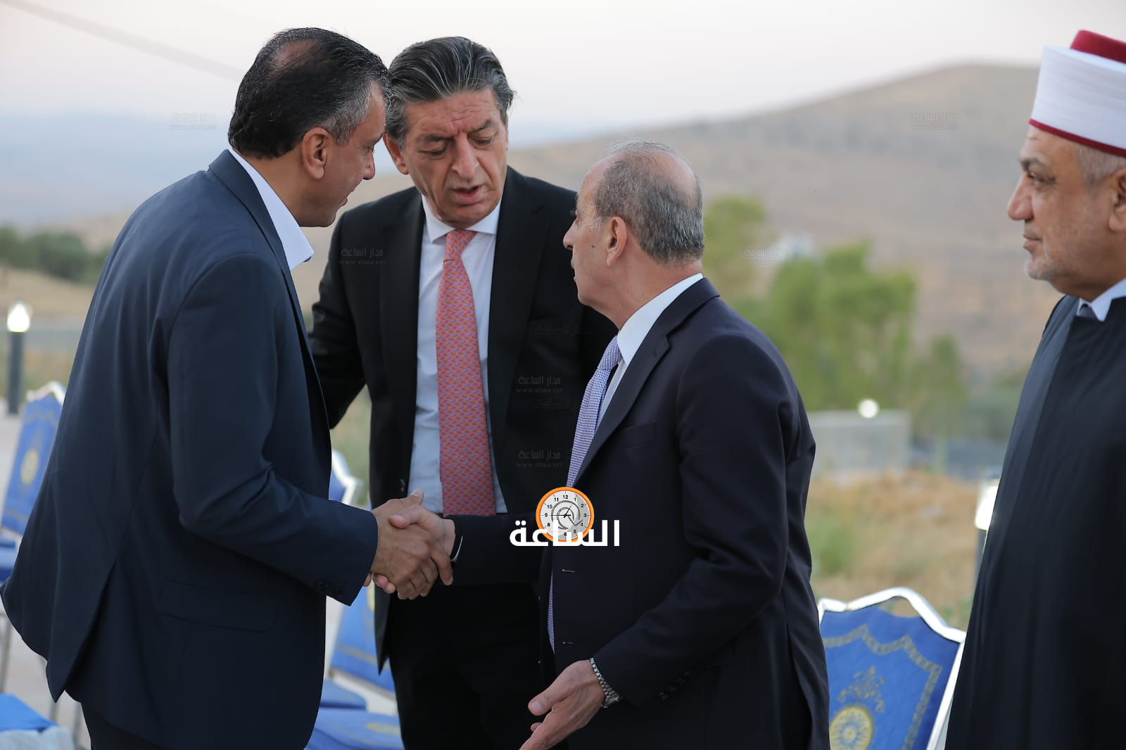 Madar Al-Saa Images 0.8247937000019757