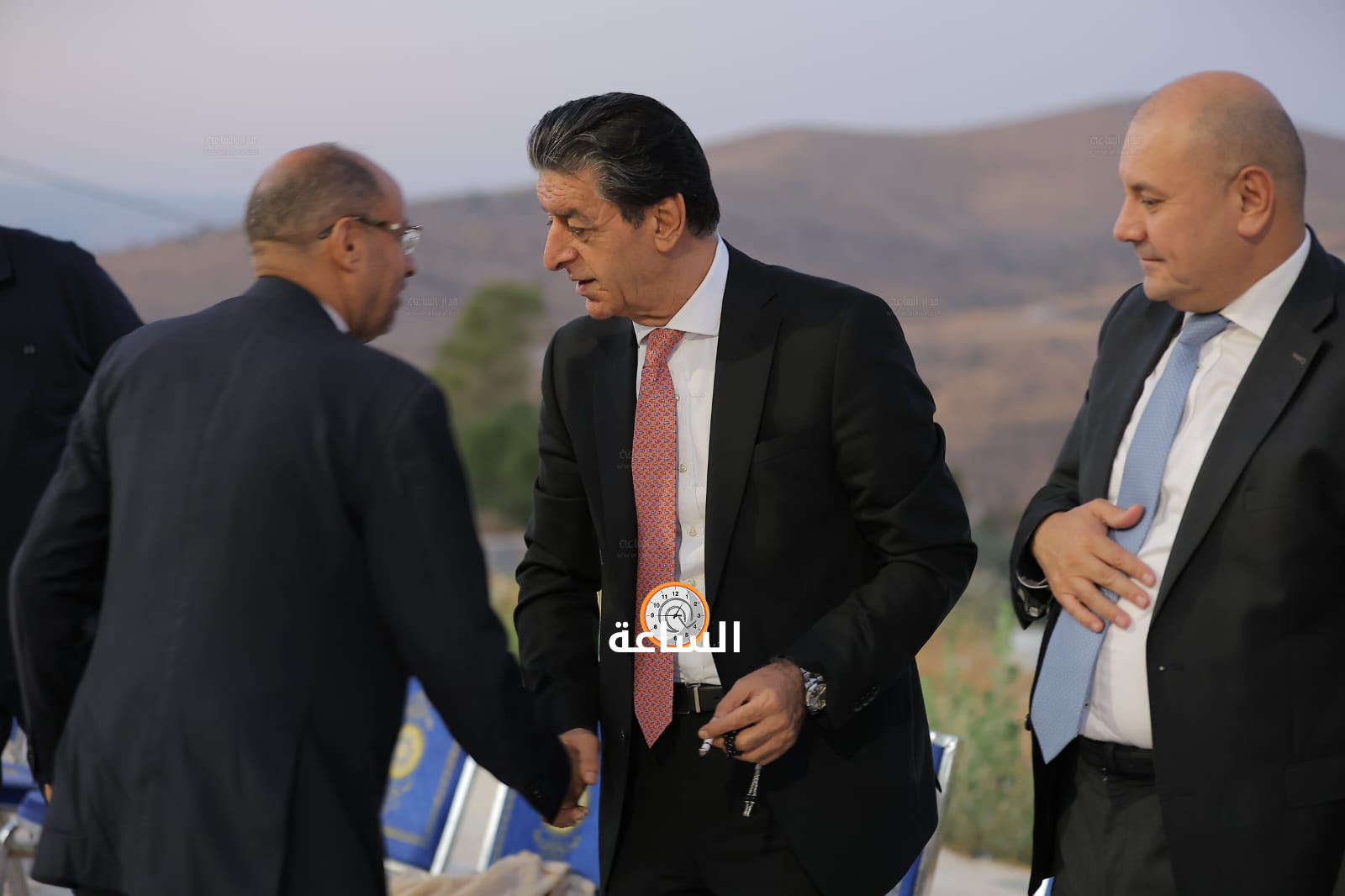 Madar Al-Saa Images 0.7947978195388631