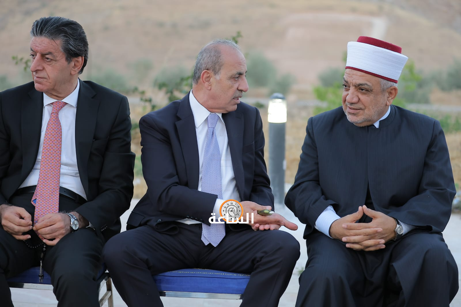 Madar Al-Saa Images 0.17921085225616296