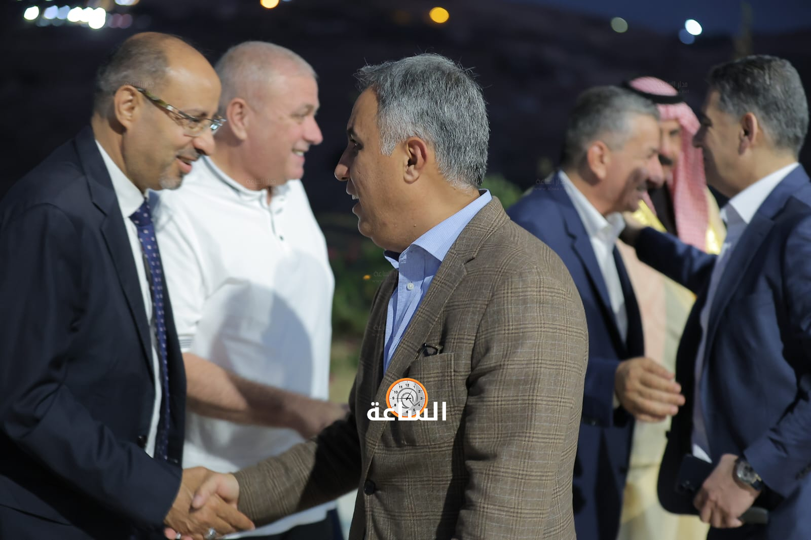 Madar Al-Saa Images 0.414387641561649