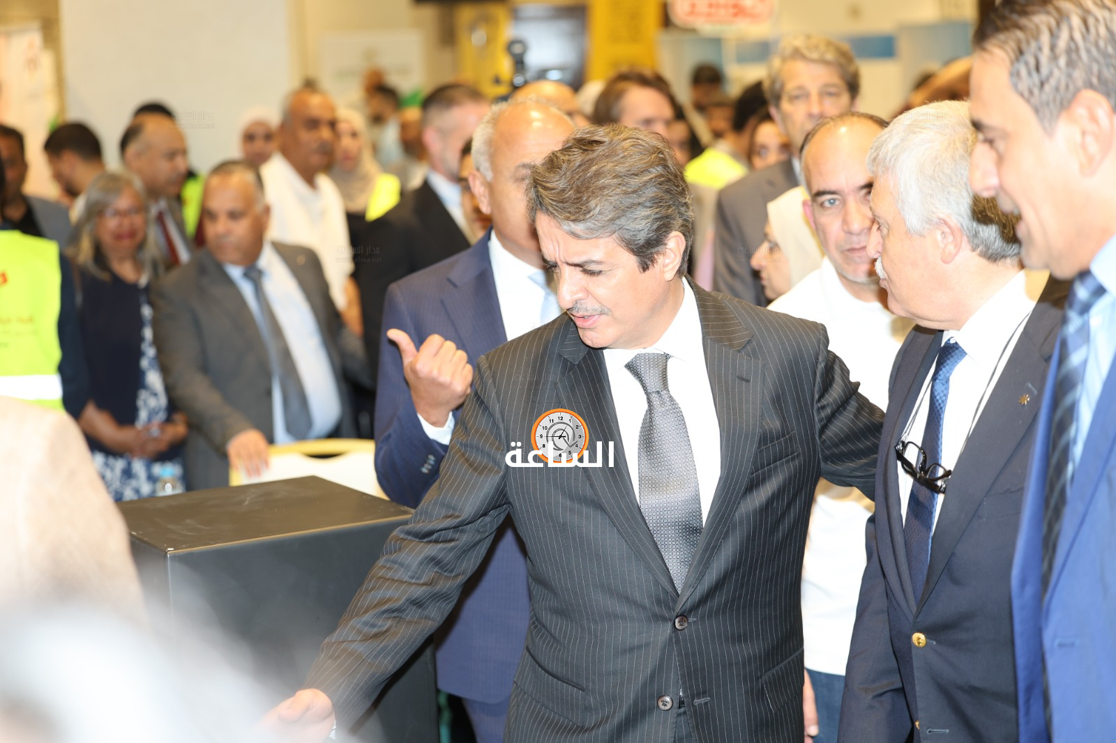 Madar Al-Saa Images 0.10212704528532435