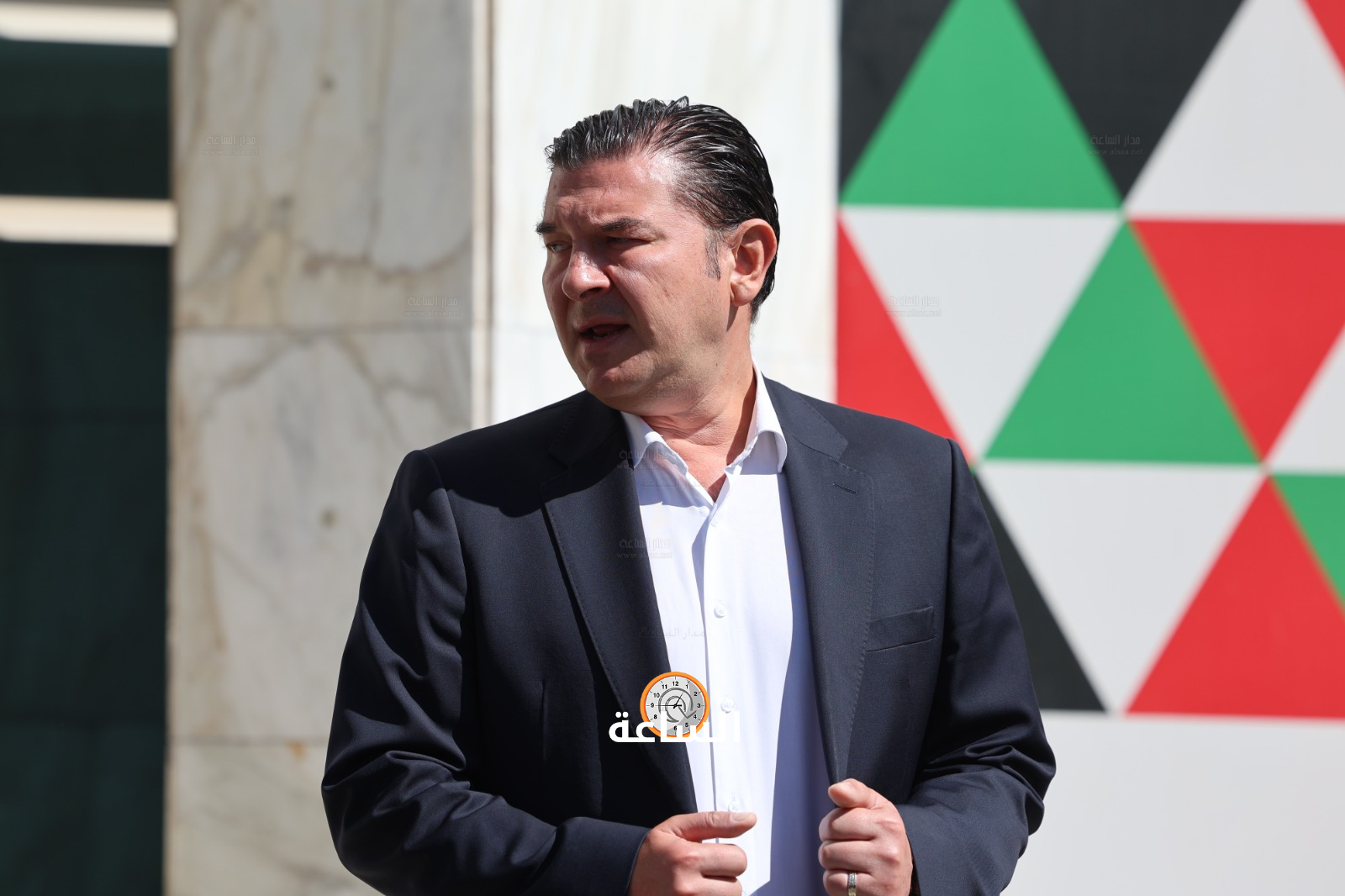 Madar Al-Saa Images 0.7417821244114515