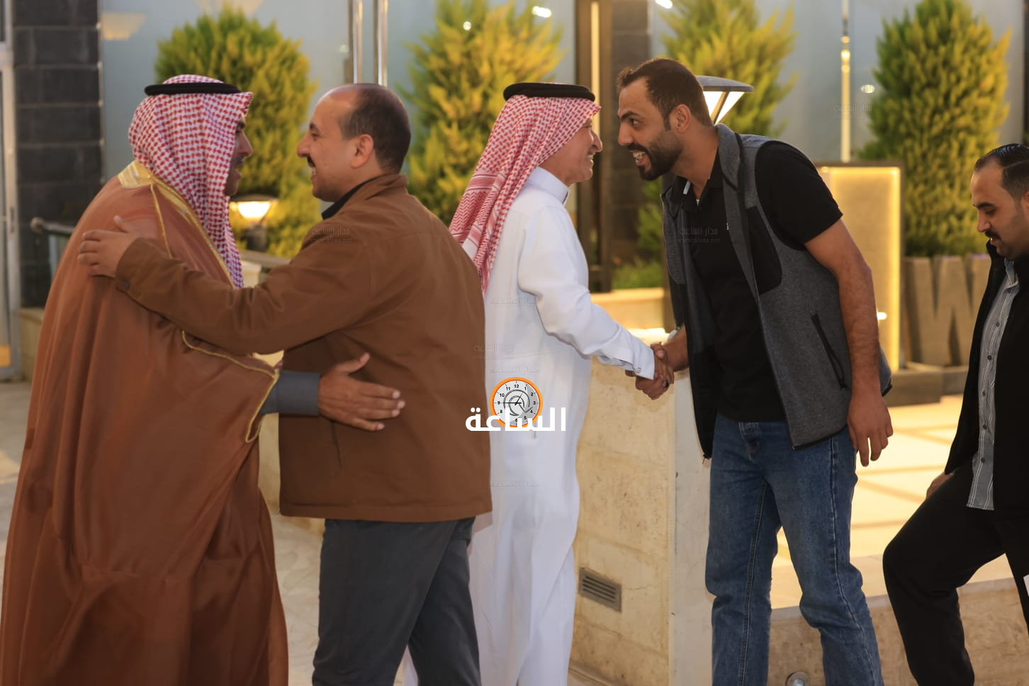 Madar Al-Saa Images 0.18279967679709697