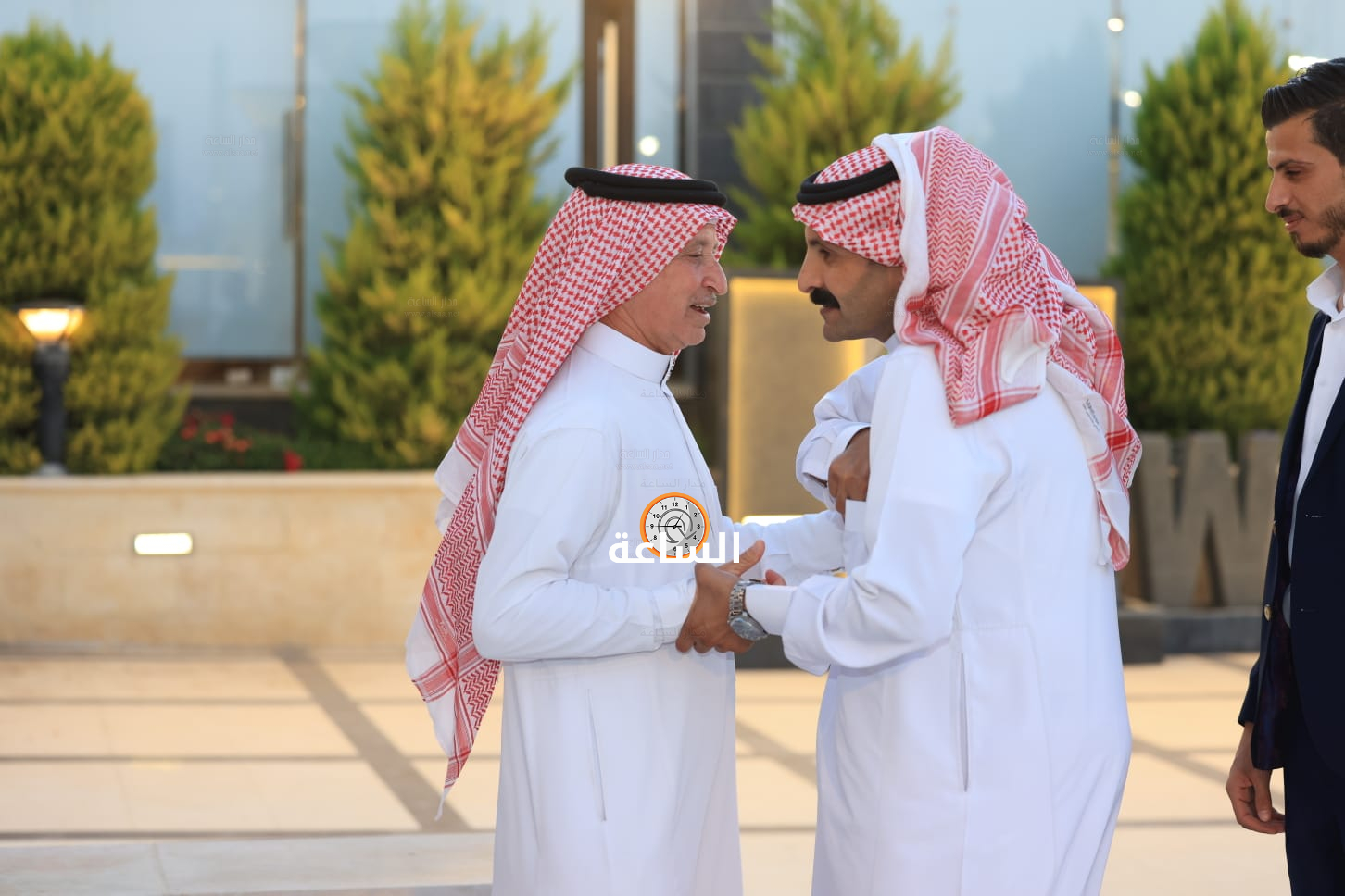 Madar Al-Saa Images 0.7594534589660658