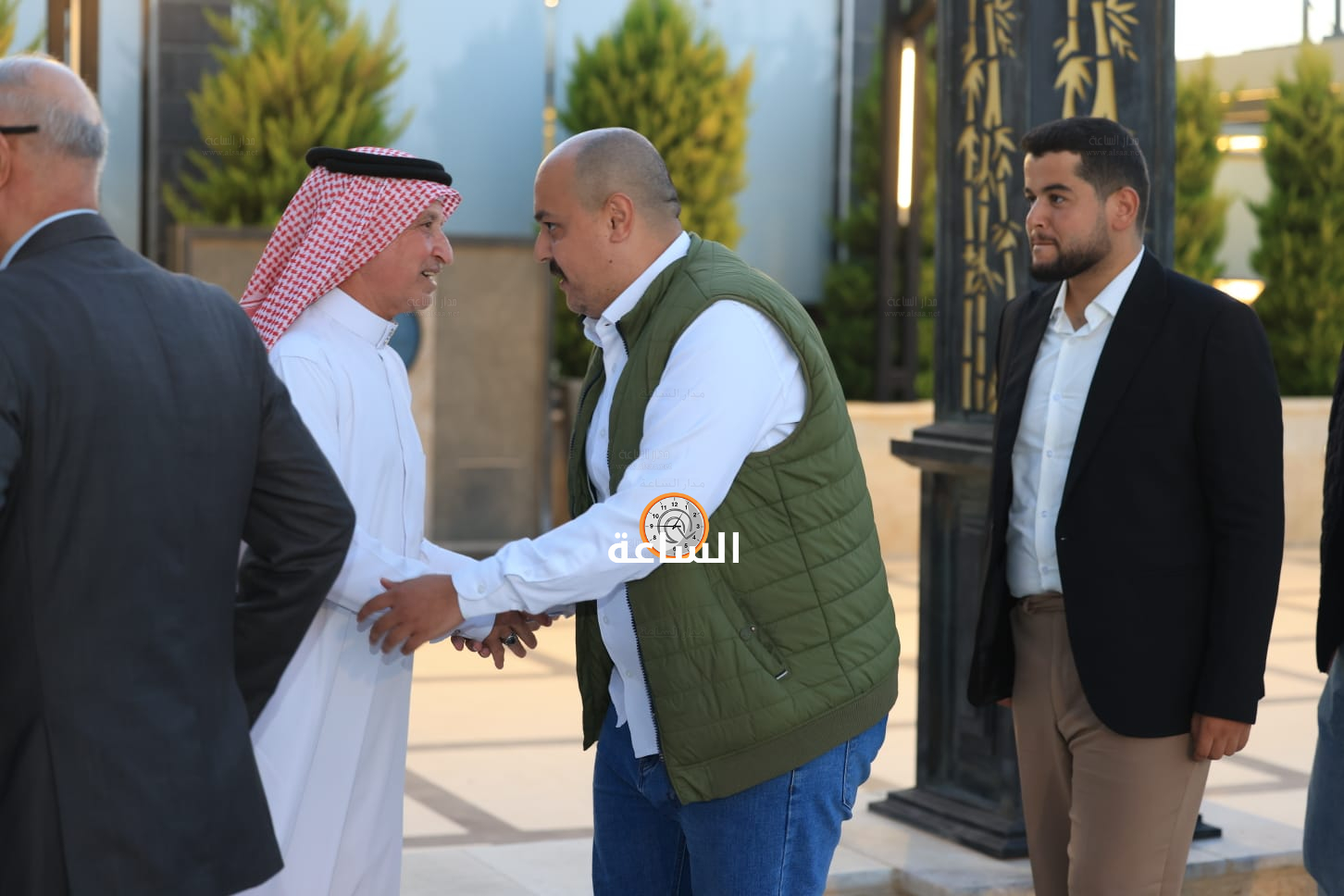 Madar Al-Saa Images 0.8758827599487287