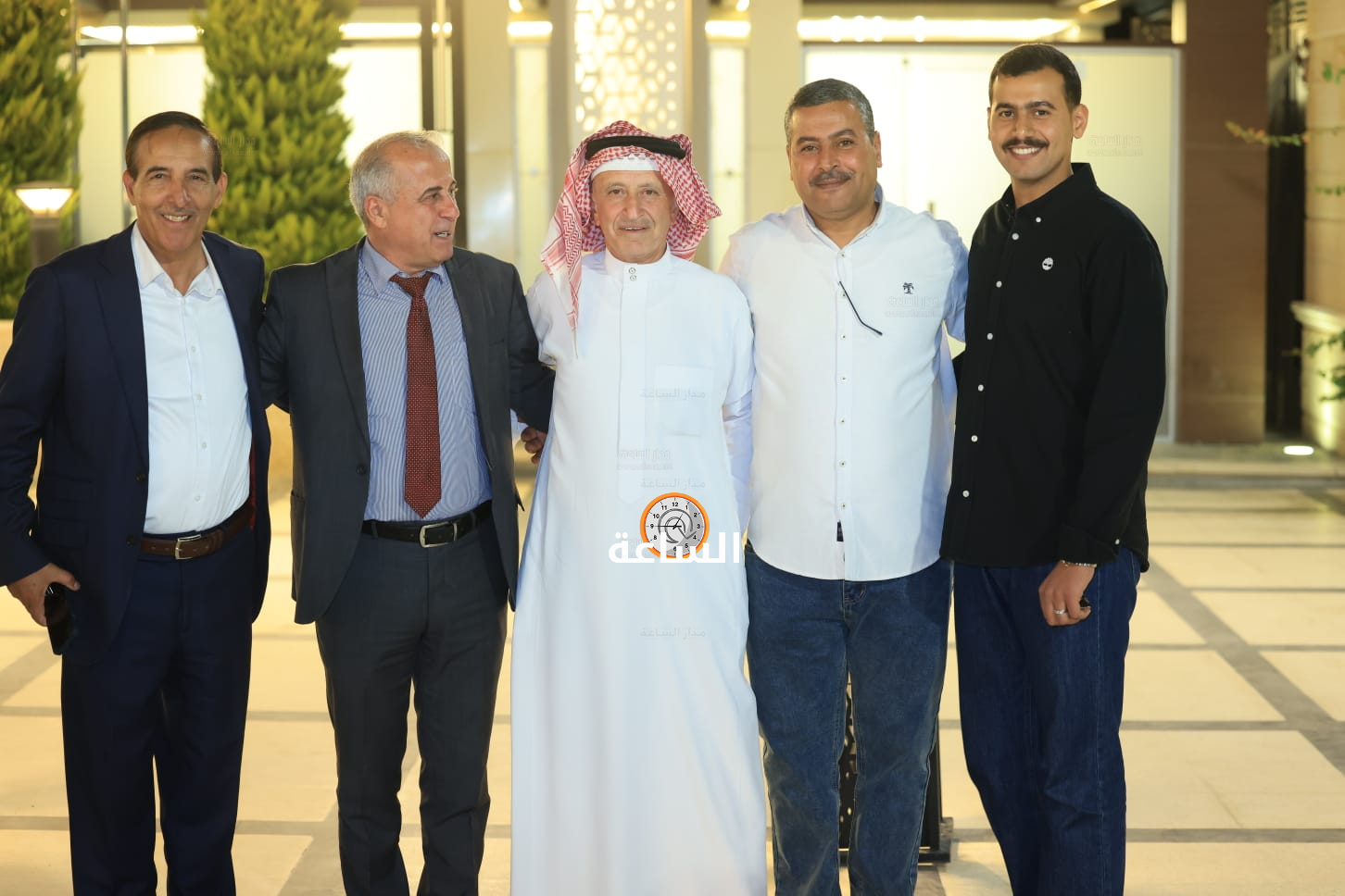 Madar Al-Saa Images 0.23928410334473327