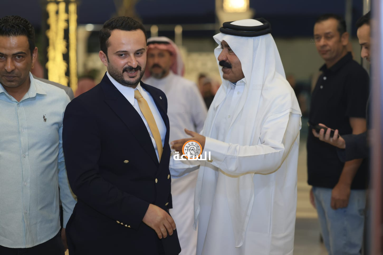 Madar Al-Saa Images 0.3770002595541101