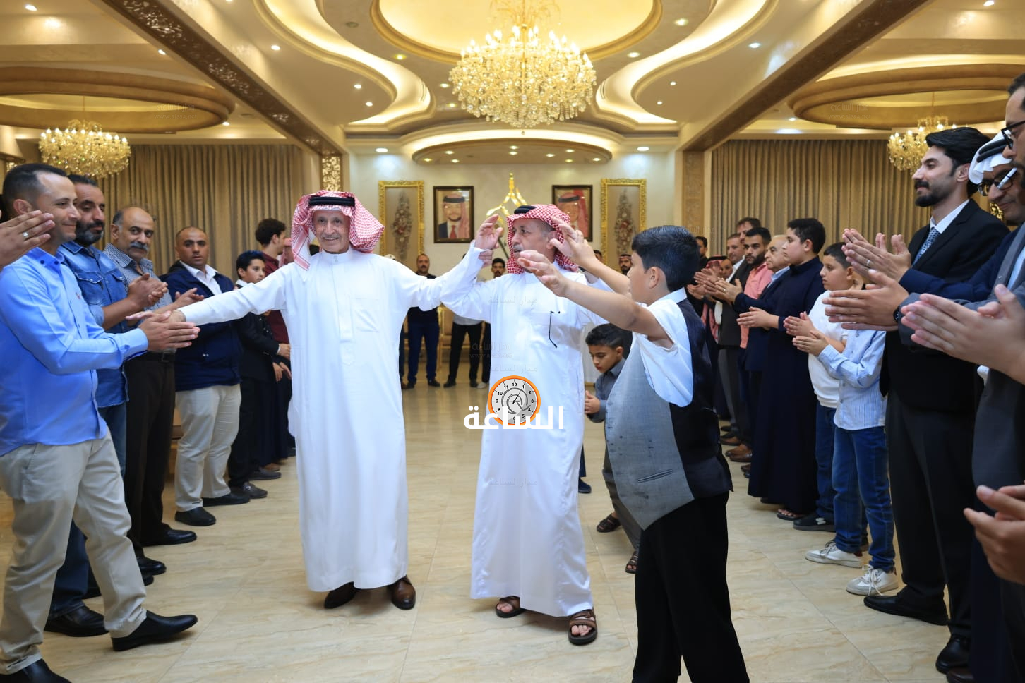 Madar Al-Saa Images 0.7396538313150146